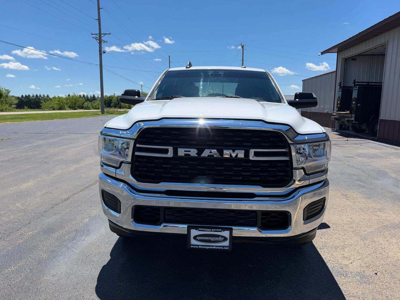 RAM 2500 Big Horn Crew Cab 4WD SWB 2022
