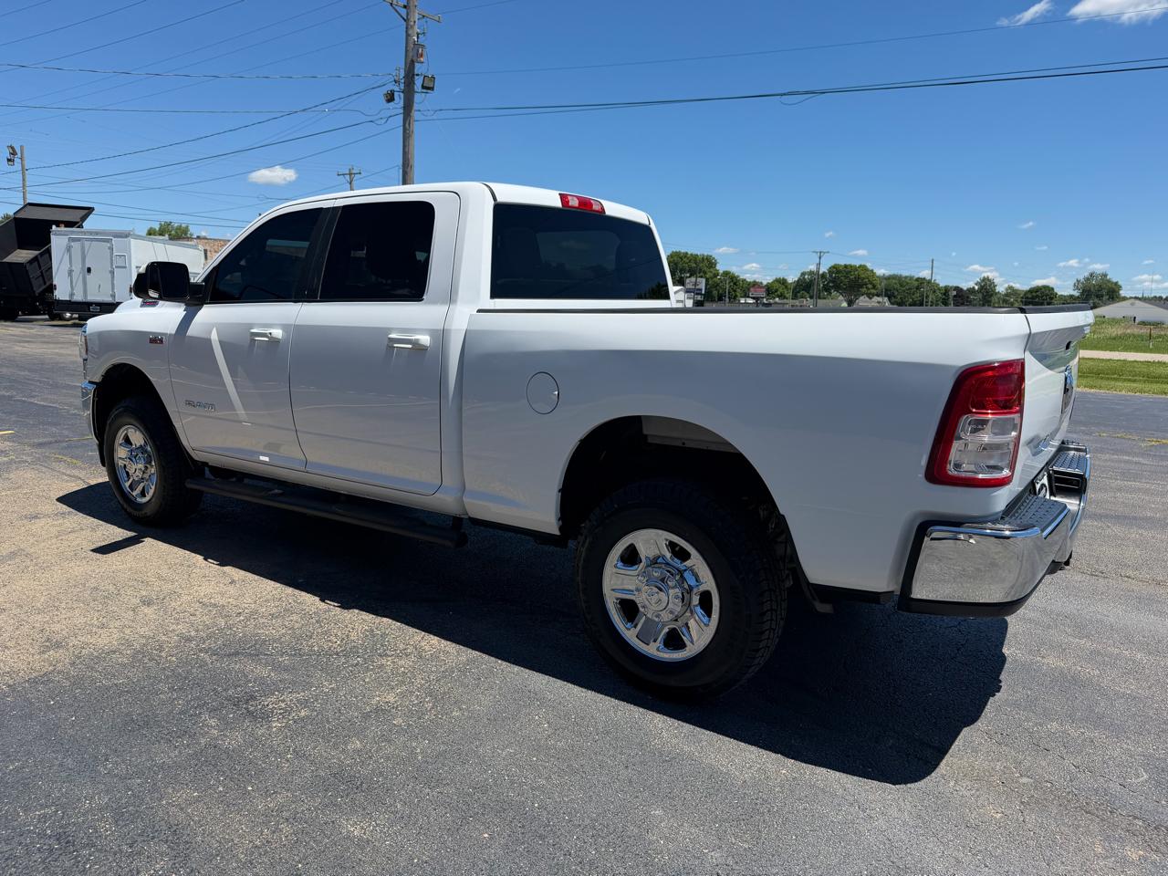 RAM 2500 Big Horn Crew Cab 4WD SWB 2022