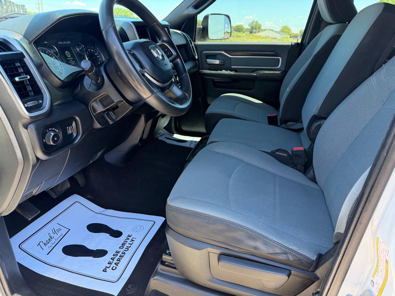 RAM 2500 Big Horn Crew Cab 4WD SWB 2022