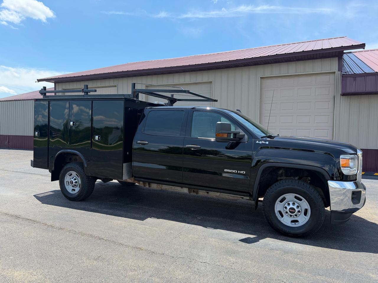 2017 GMC Sierra 2500HD Base Crew Cab 4WD