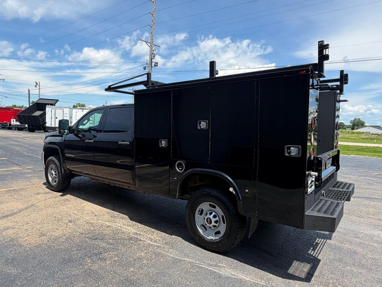 GMC Sierra 2500HD Base Crew Cab 4WD 2017