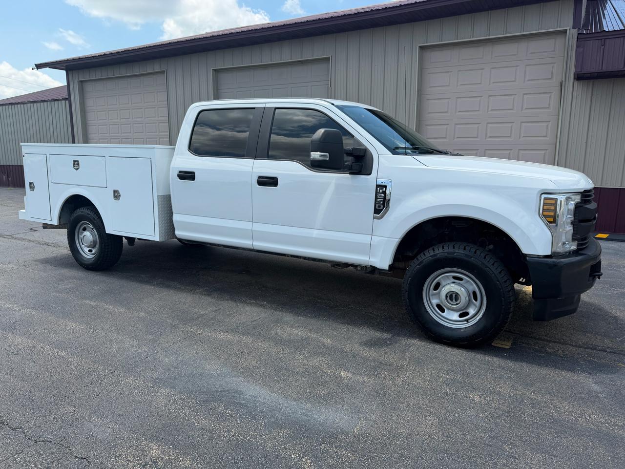 Ford F-250 SD XL Crew Cab 4WD 2019