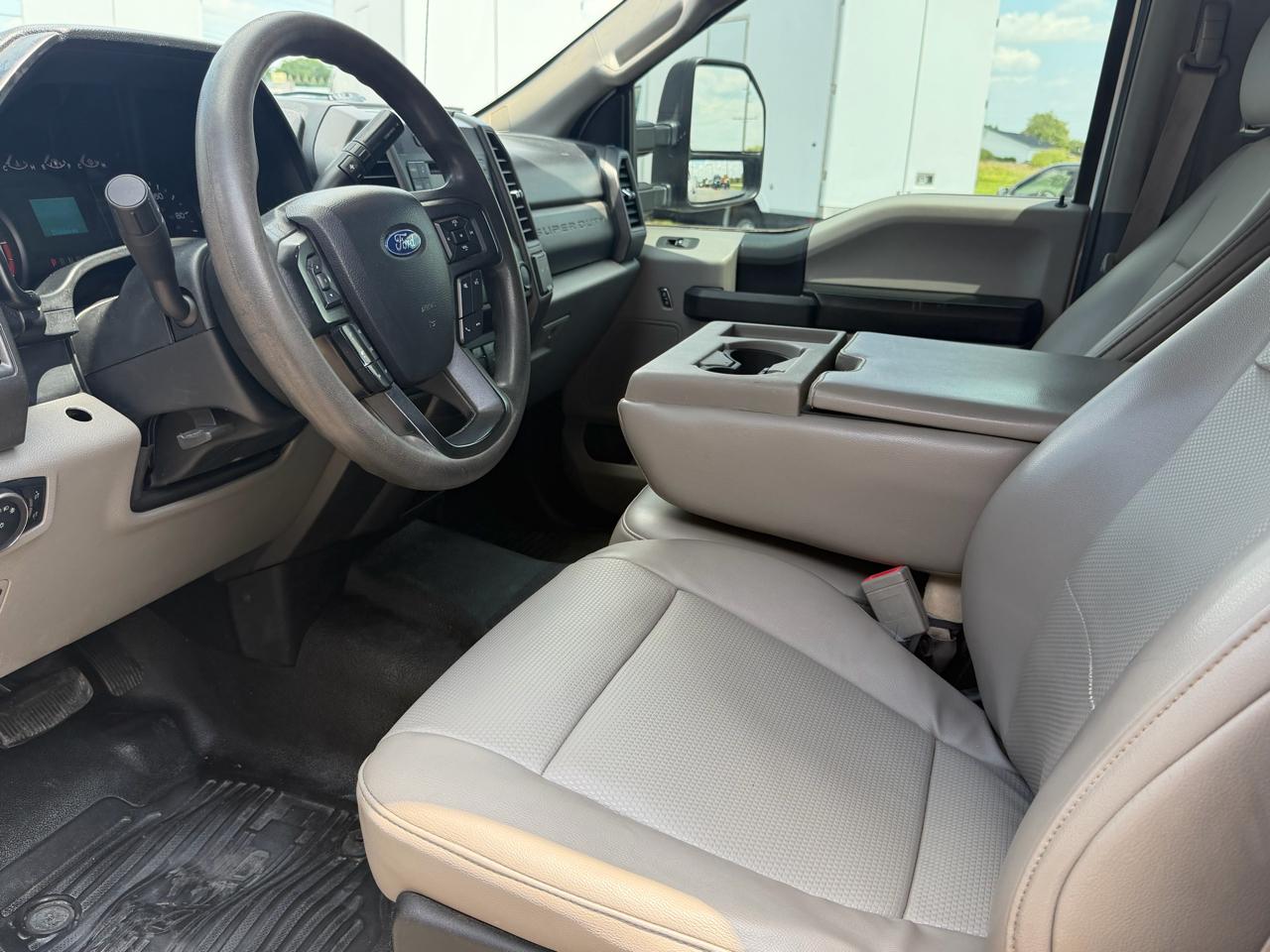 Ford F-250 SD XL Crew Cab 4WD 2019