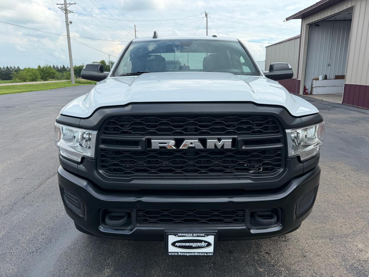 RAM 2500 Tradesman Crew Cab LWB 4WD 2022