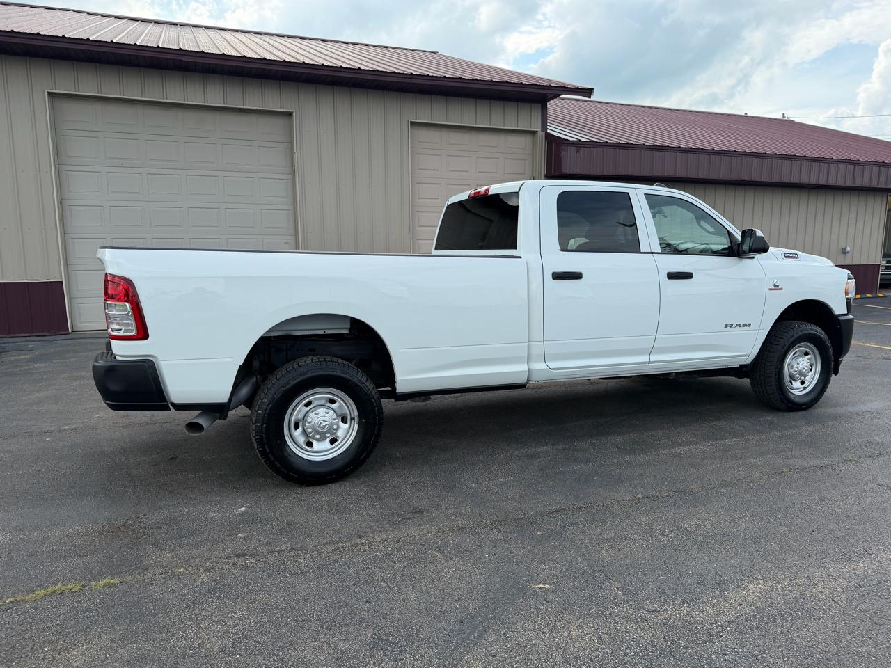 RAM 2500 Tradesman Crew Cab LWB 4WD 2022