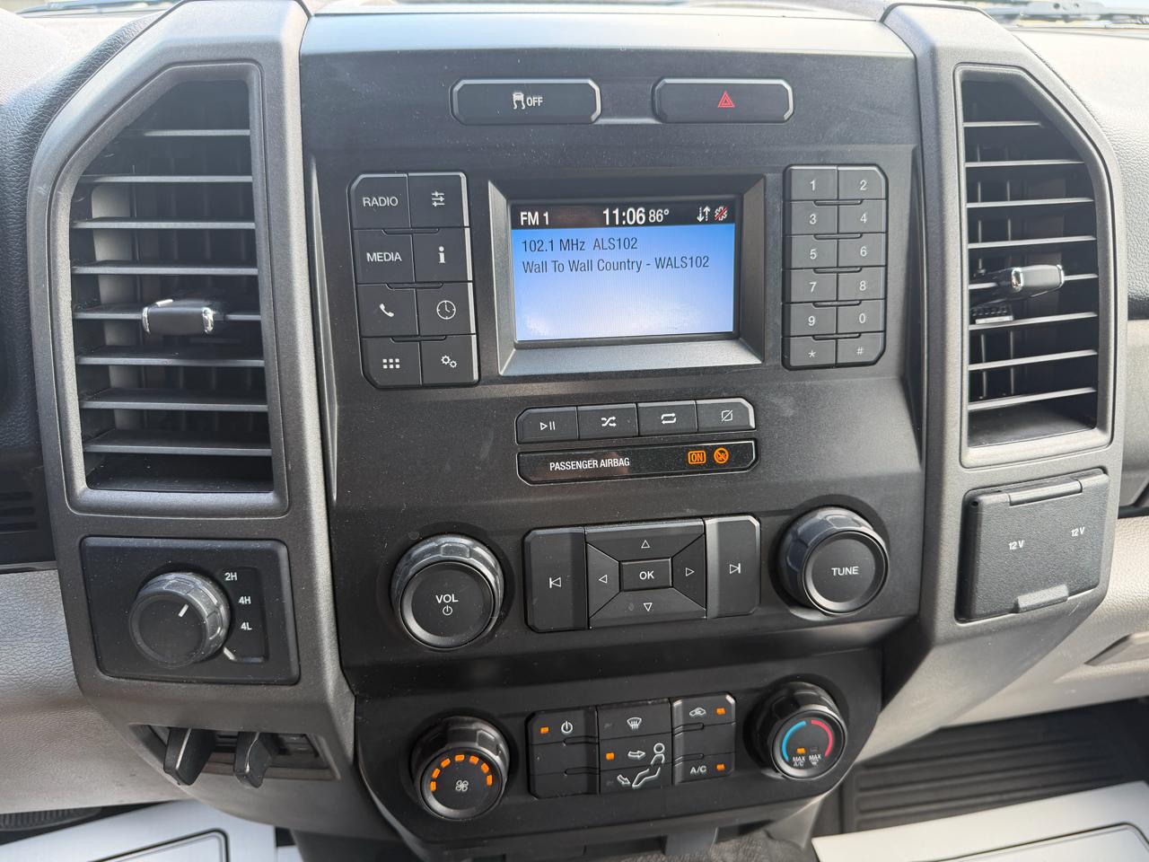 Ford F-450 SD Crew Cab DRW 4WD 2020