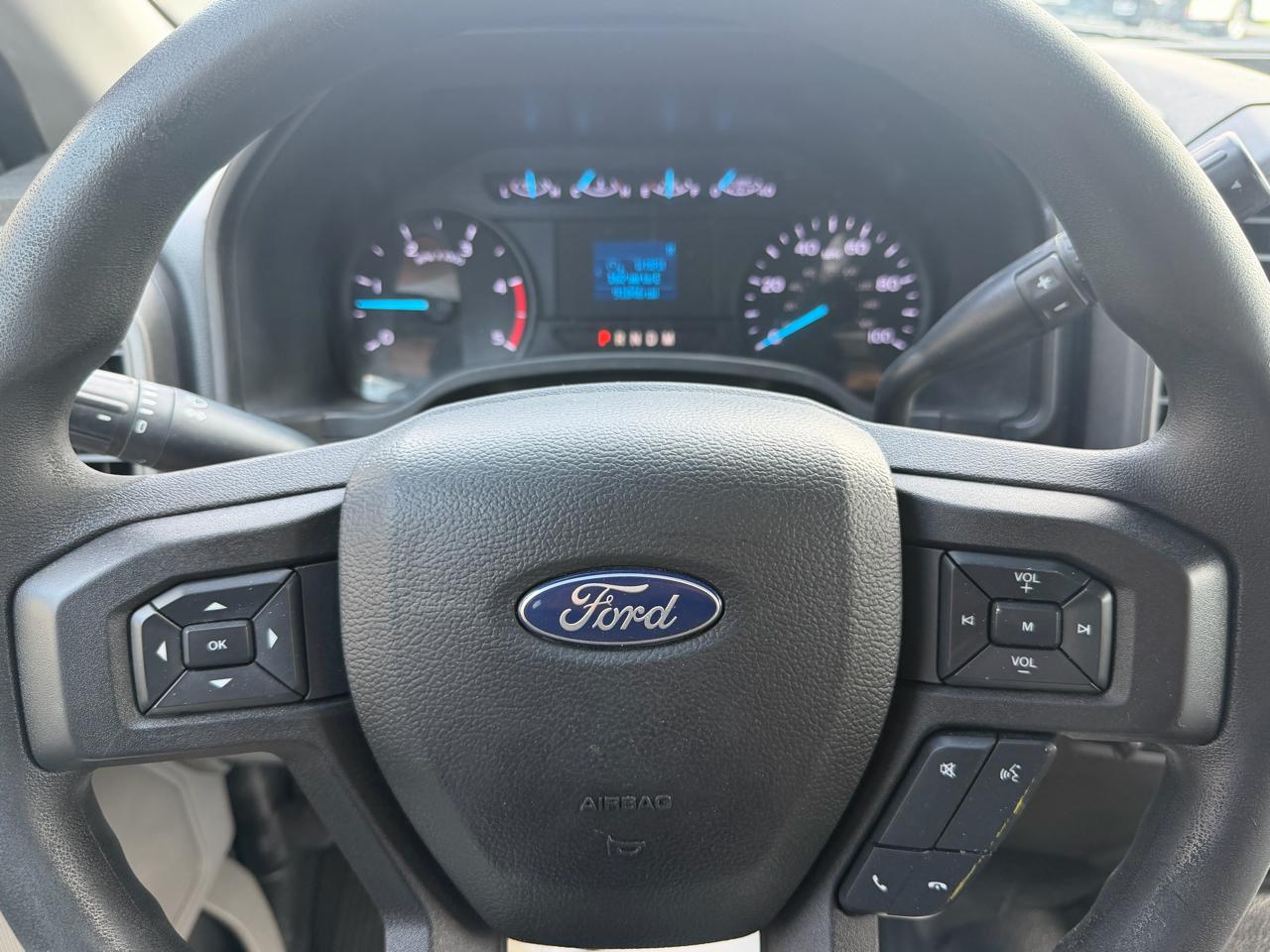 Ford F-450 SD Crew Cab DRW 4WD 2020