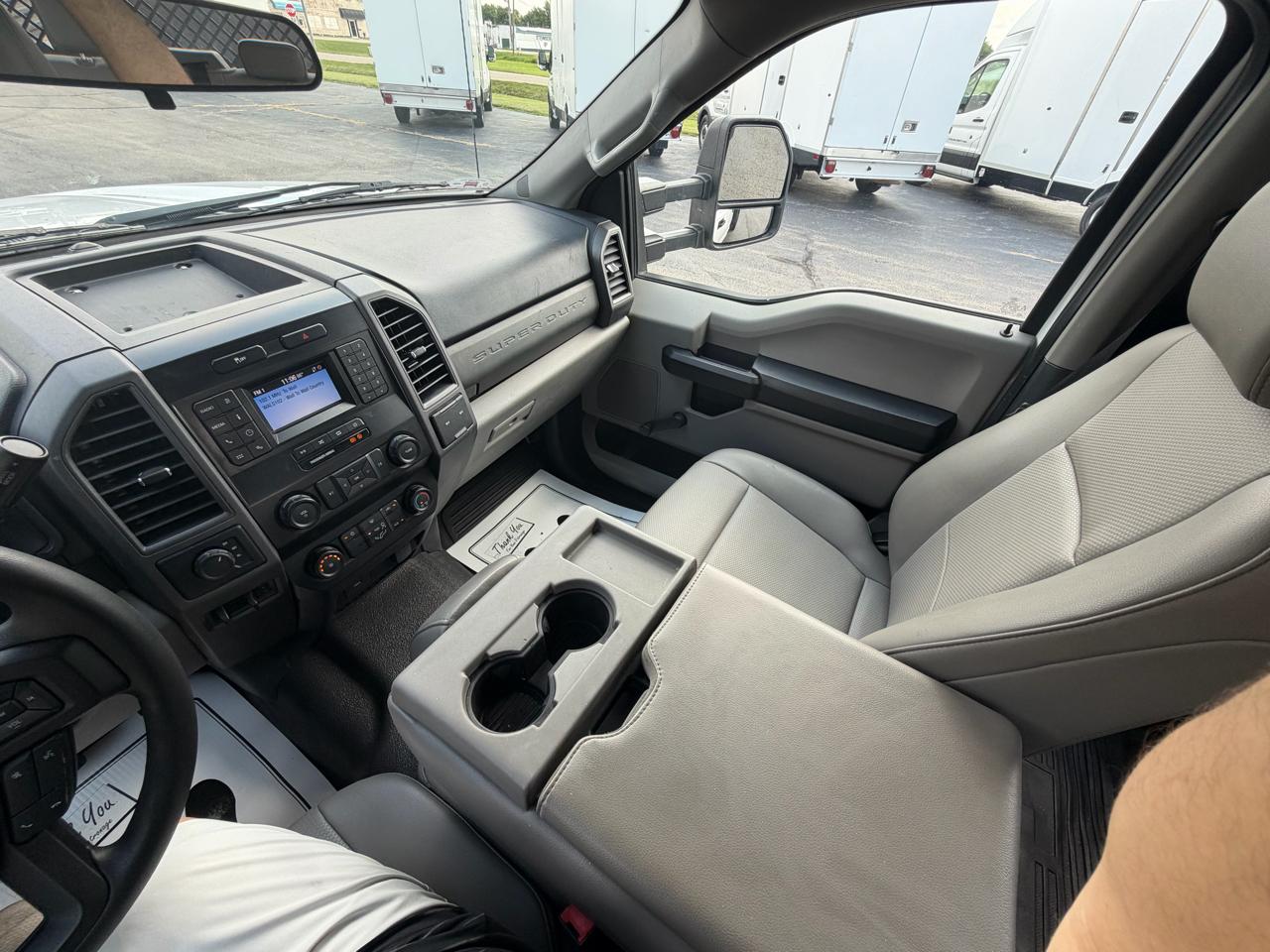 Ford F-450 SD Crew Cab DRW 4WD 2020