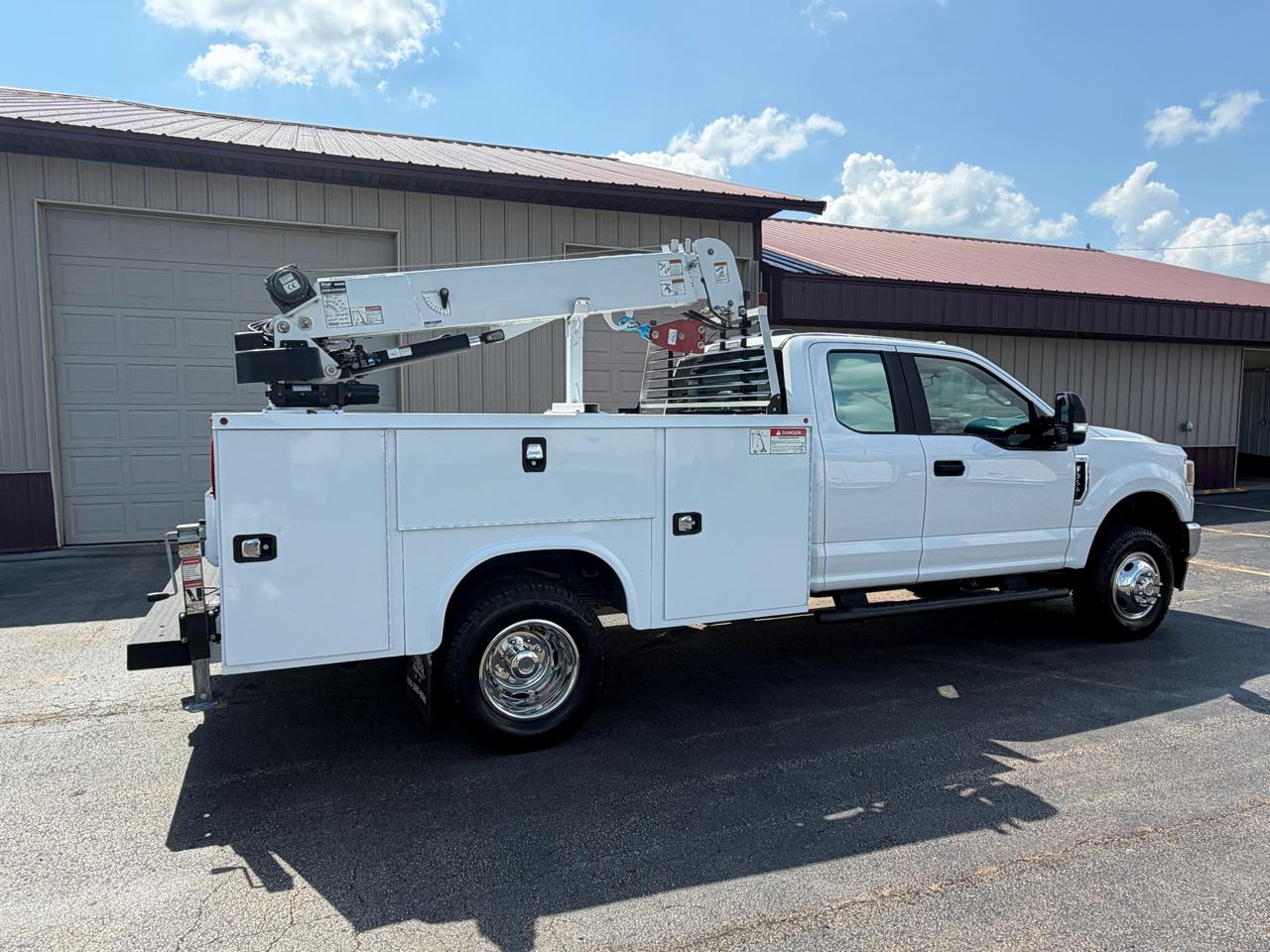 Ford F-350 SD XL SuperCab Long Bed 4WD DRW 2020