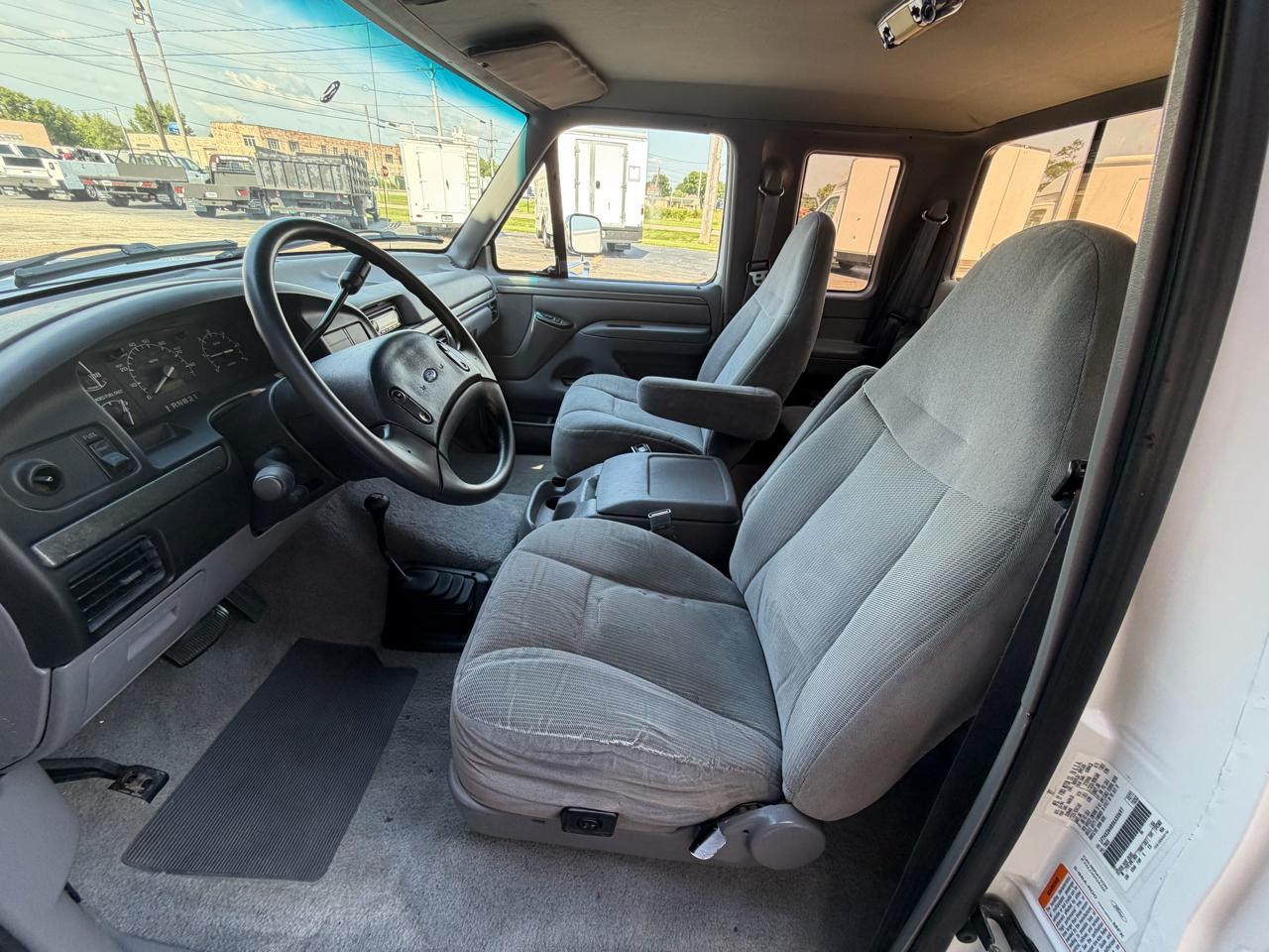 Ford F-250 HD XL SuperCab 4WD 1995