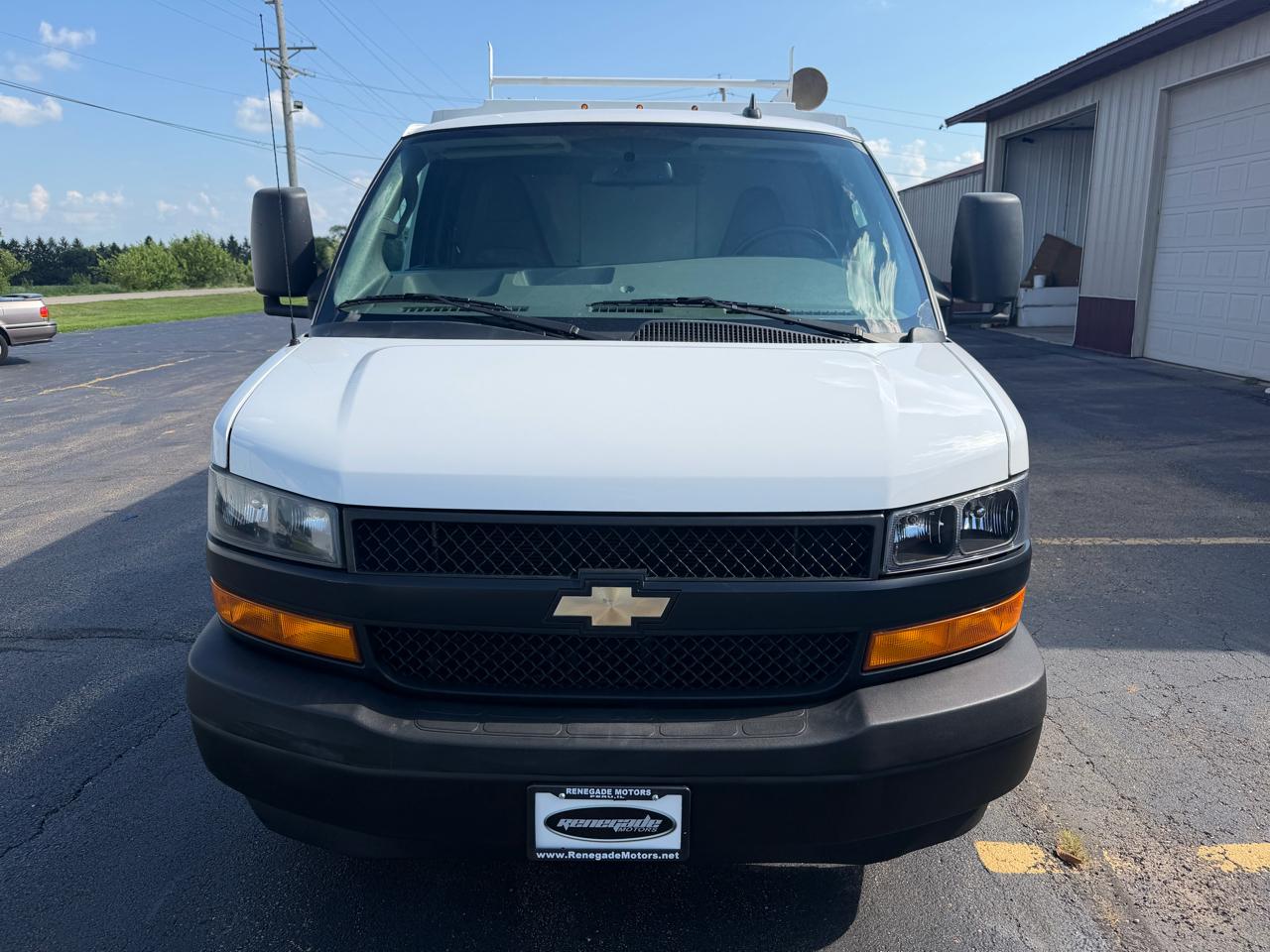 Chevrolet Express G3500 139" 2020