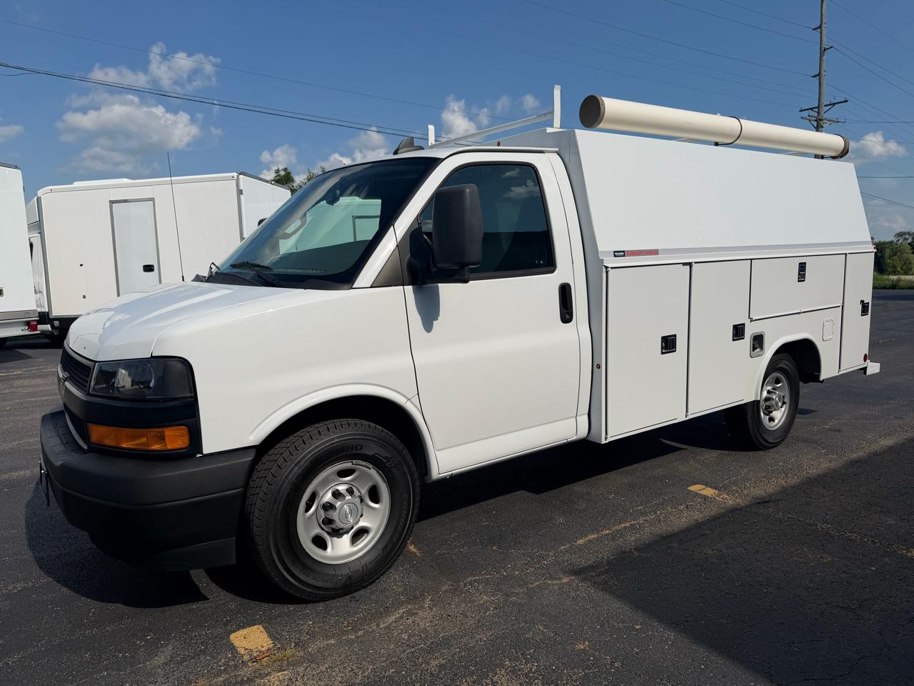 Chevrolet Express G3500 139" 2020