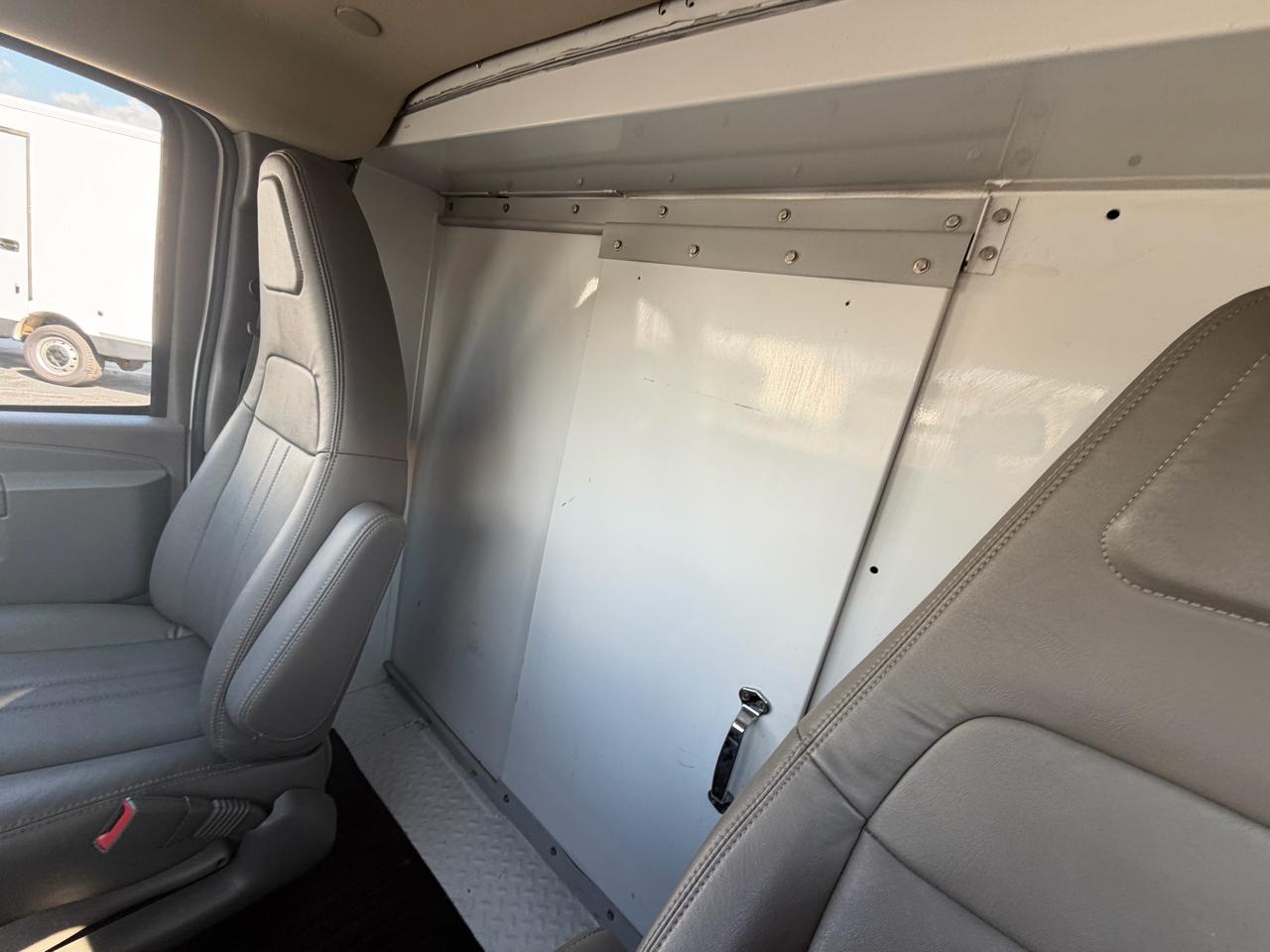 Chevrolet Express G3500 139" 2020
