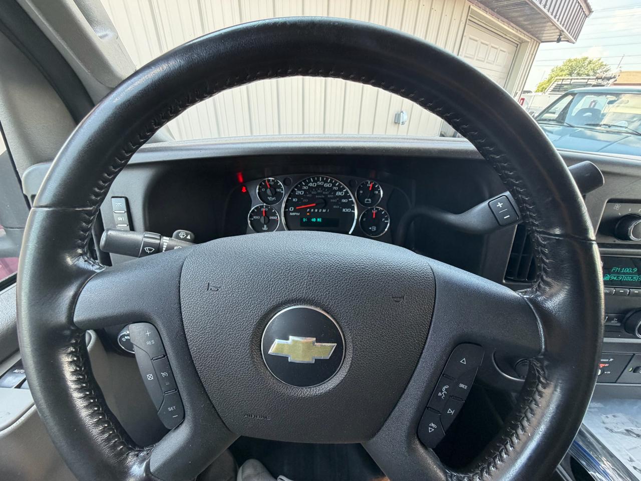Chevrolet Express G3500 139" 2020