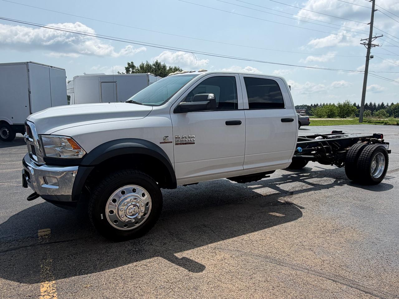 RAM 5500 Crew Cab LWB 4WD DRW 2018