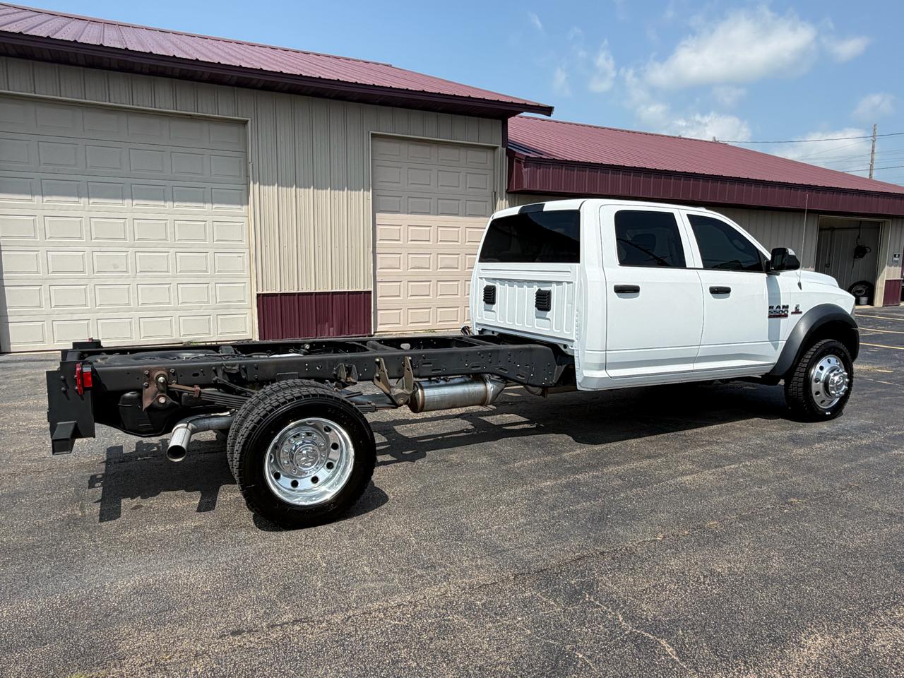 RAM 5500 Crew Cab LWB 4WD DRW 2018