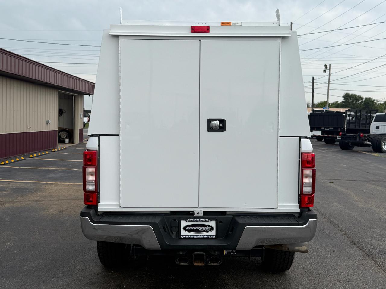 Ford F-350 SD FX4 Crew Cab Long Bed 4WD 2022
