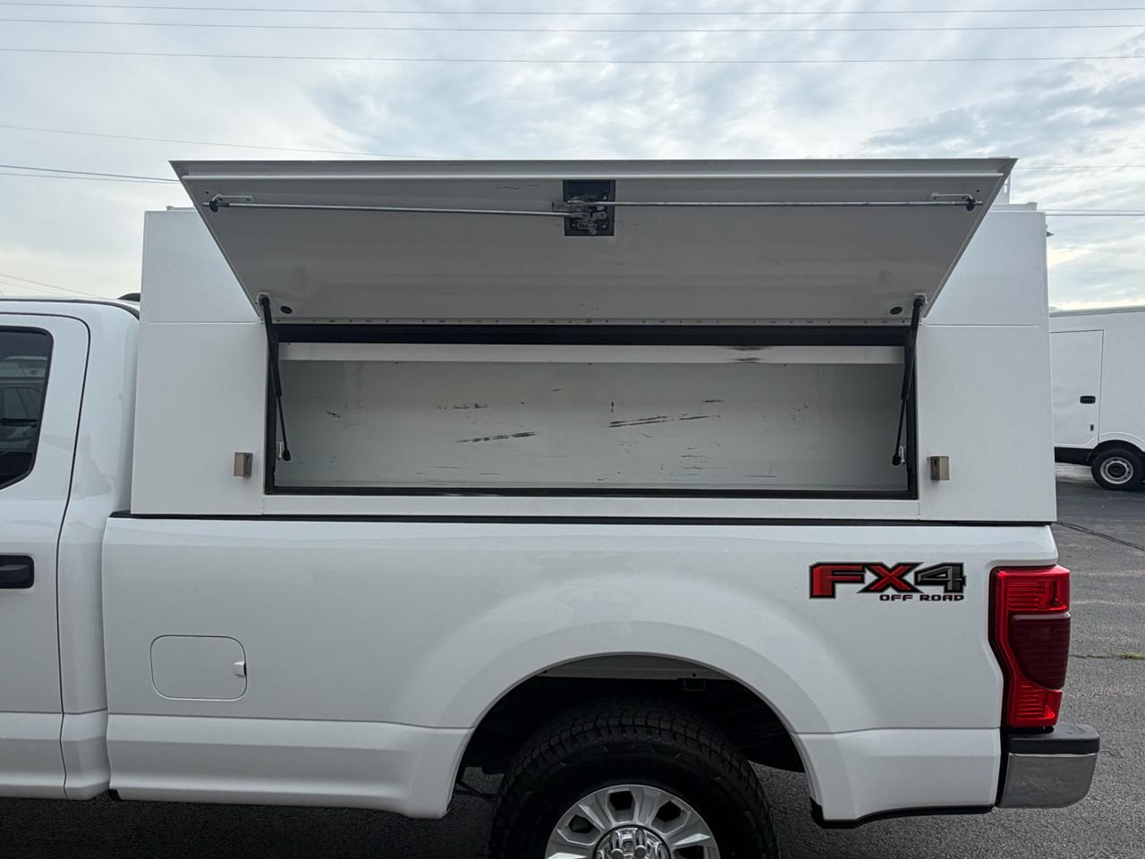 Ford F-350 SD FX4 Crew Cab Long Bed 4WD 2022
