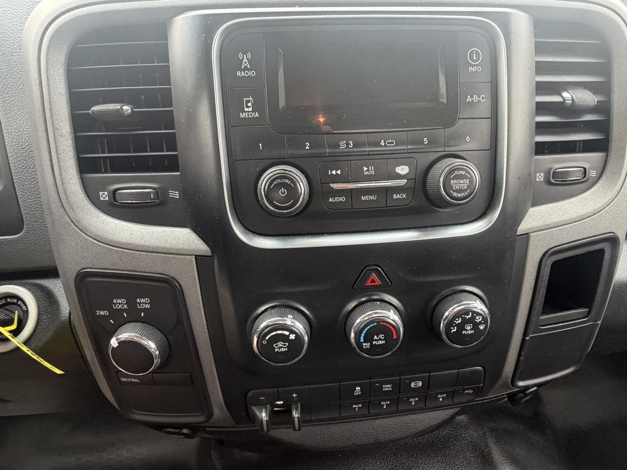 RAM 4500 Regular Cab 4WD DRW 2015