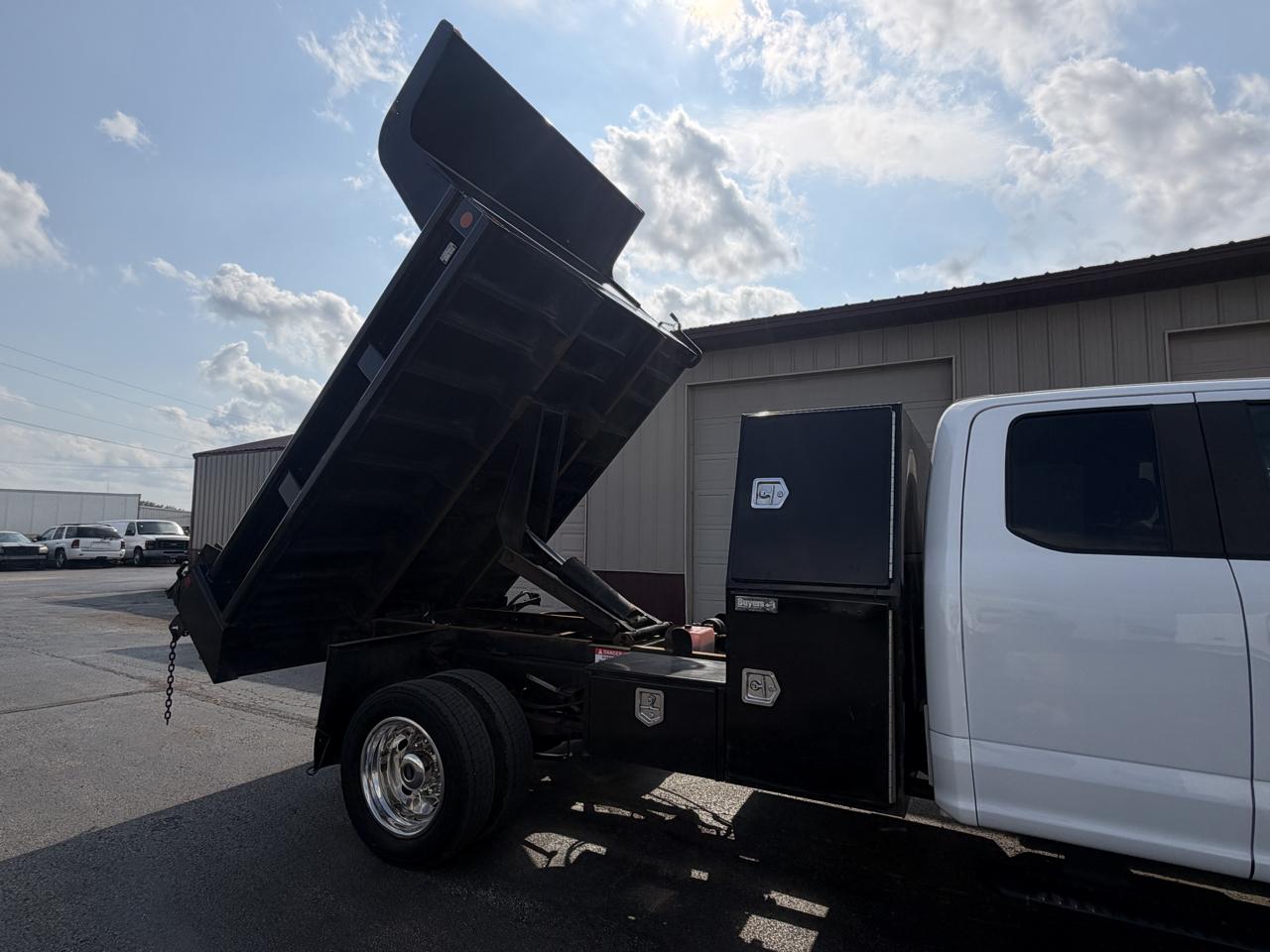 Ford F-550 SuperCab DRW 4WD 2021