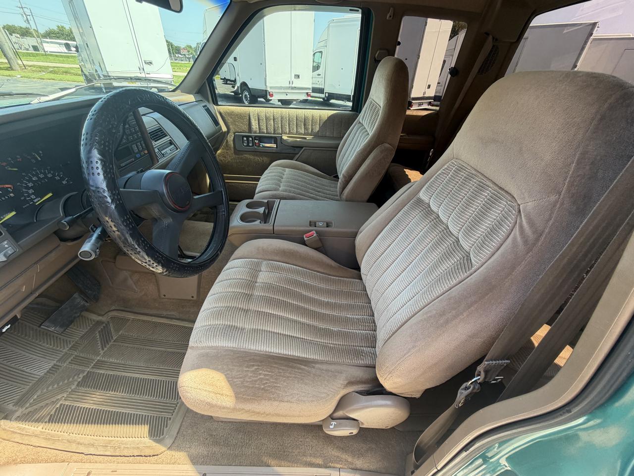 GMC Sierra C/K 1500 Ext. Cab  6.5-ft. Bed 4WD 1993