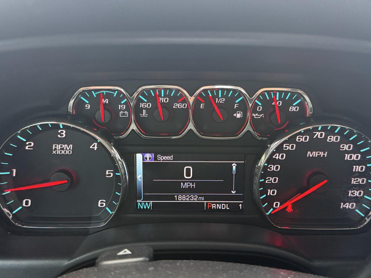 Chevrolet Silverado 2500HD LT Crew Cab 4WD 2017