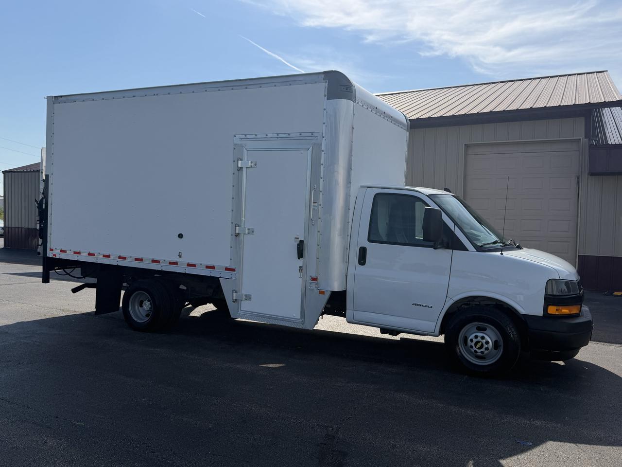 Chevrolet Express G4500 177" 2021