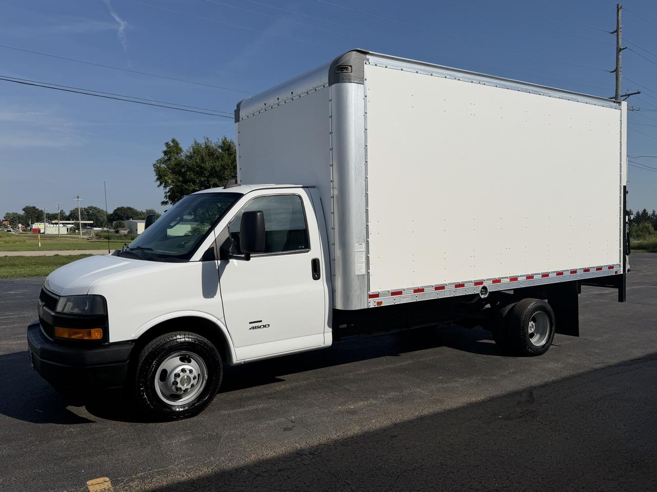 Chevrolet Express G4500 177" 2021