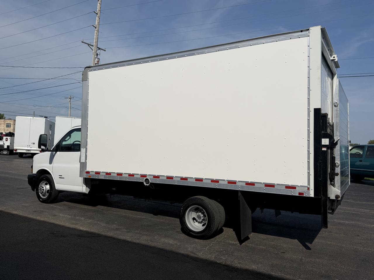 Chevrolet Express G4500 177" 2021