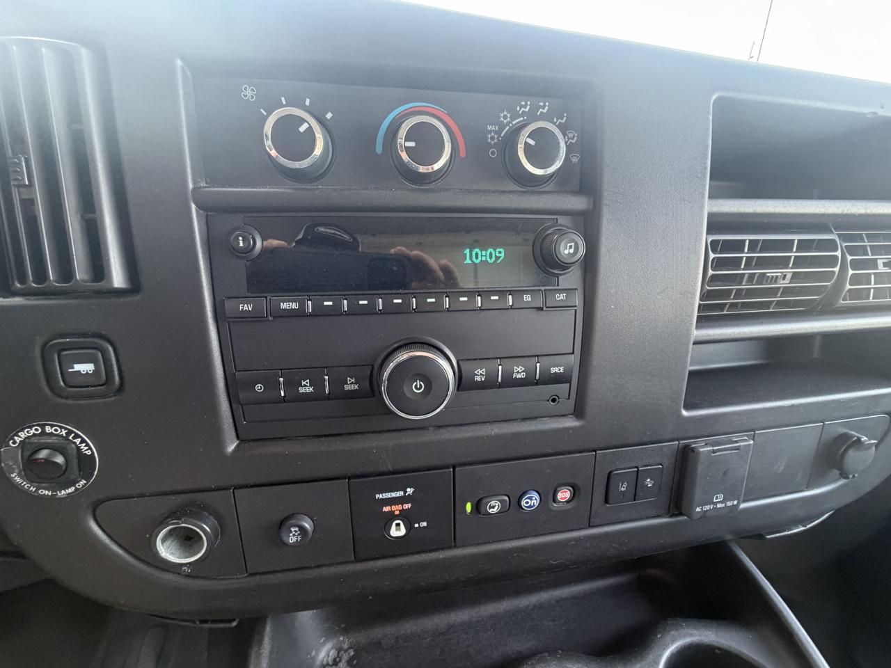 Chevrolet Express G4500 177" 2021