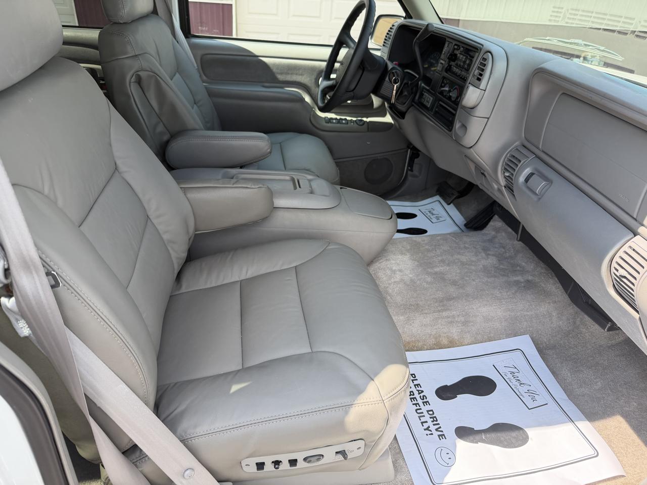GMC Suburban 1500 4WD 1999