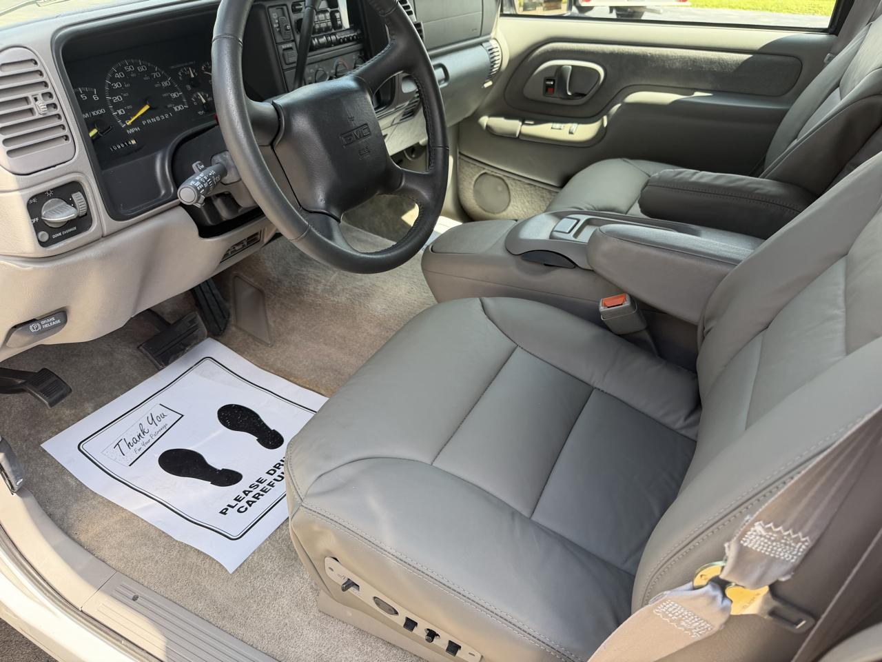 GMC Suburban 1500 4WD 1999
