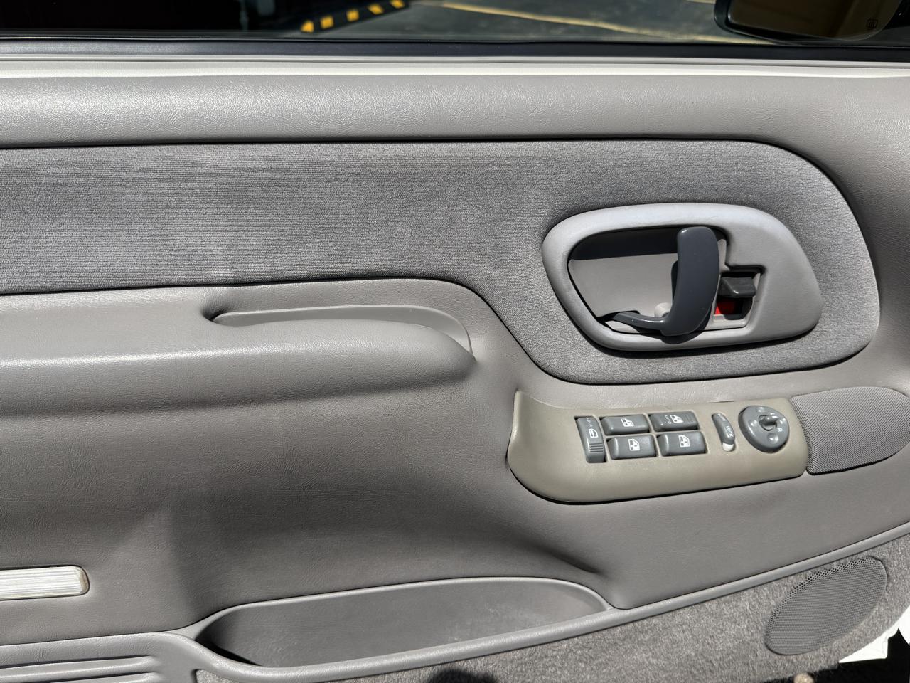 GMC Suburban 1500 4WD 1999