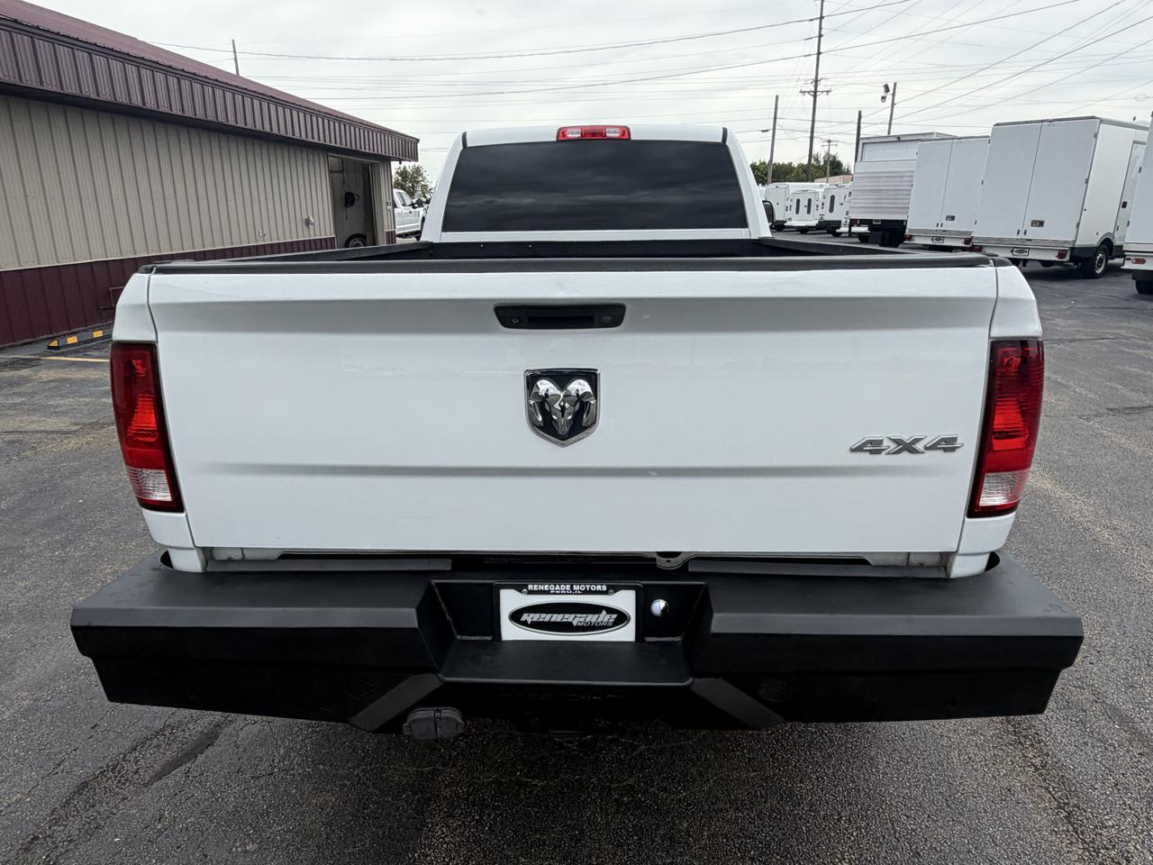 RAM 2500 Tradesman Crew Cab LWB 4WD 2015