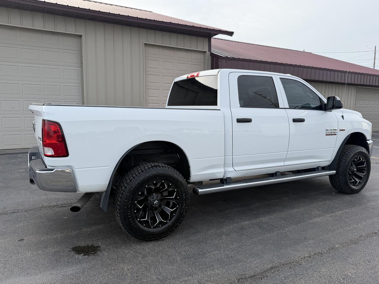 RAM 2500 Tradesman Crew Cab SWB 4WD 2018