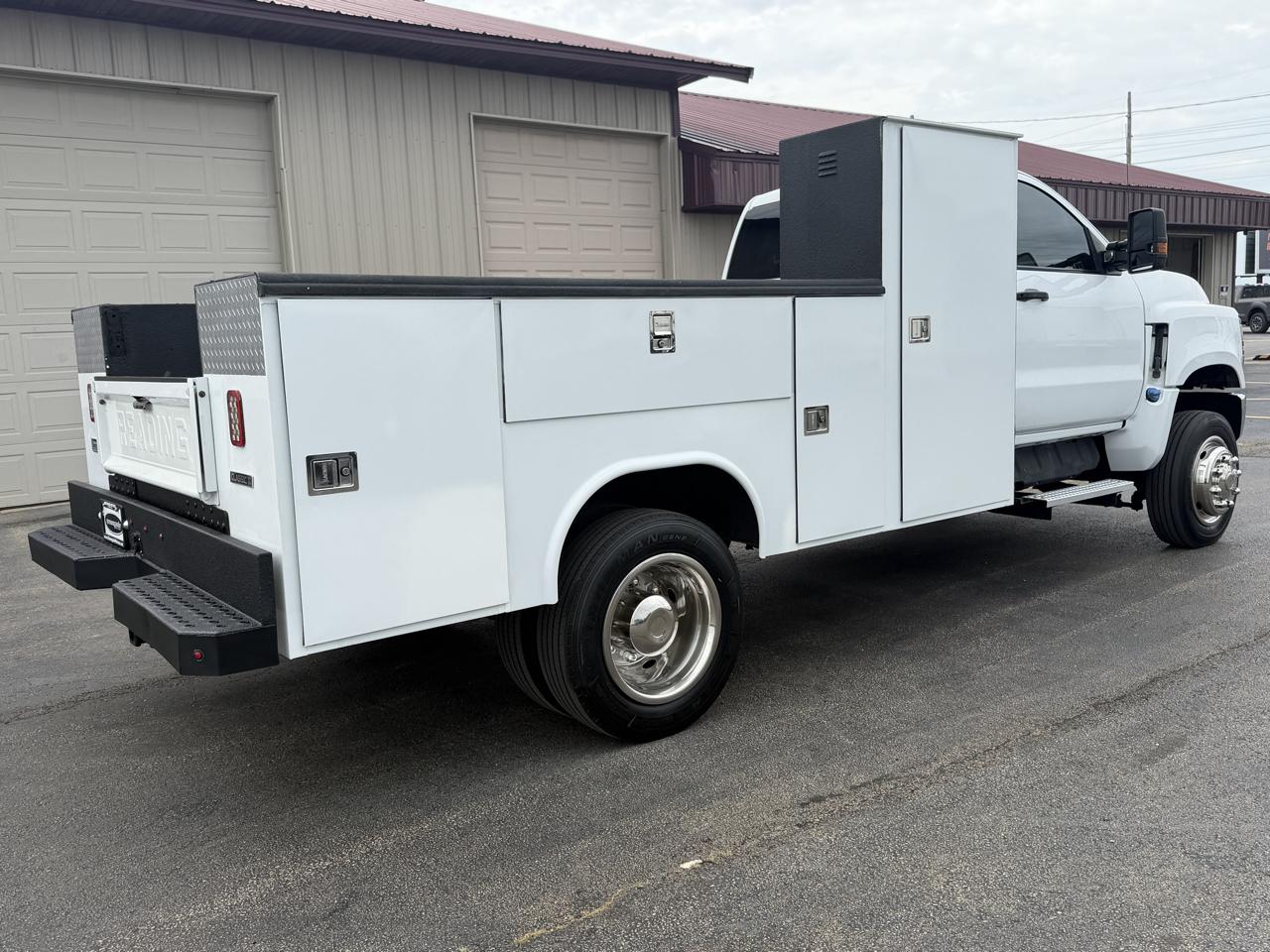 Chevrolet Silverado Medium Duty  2019