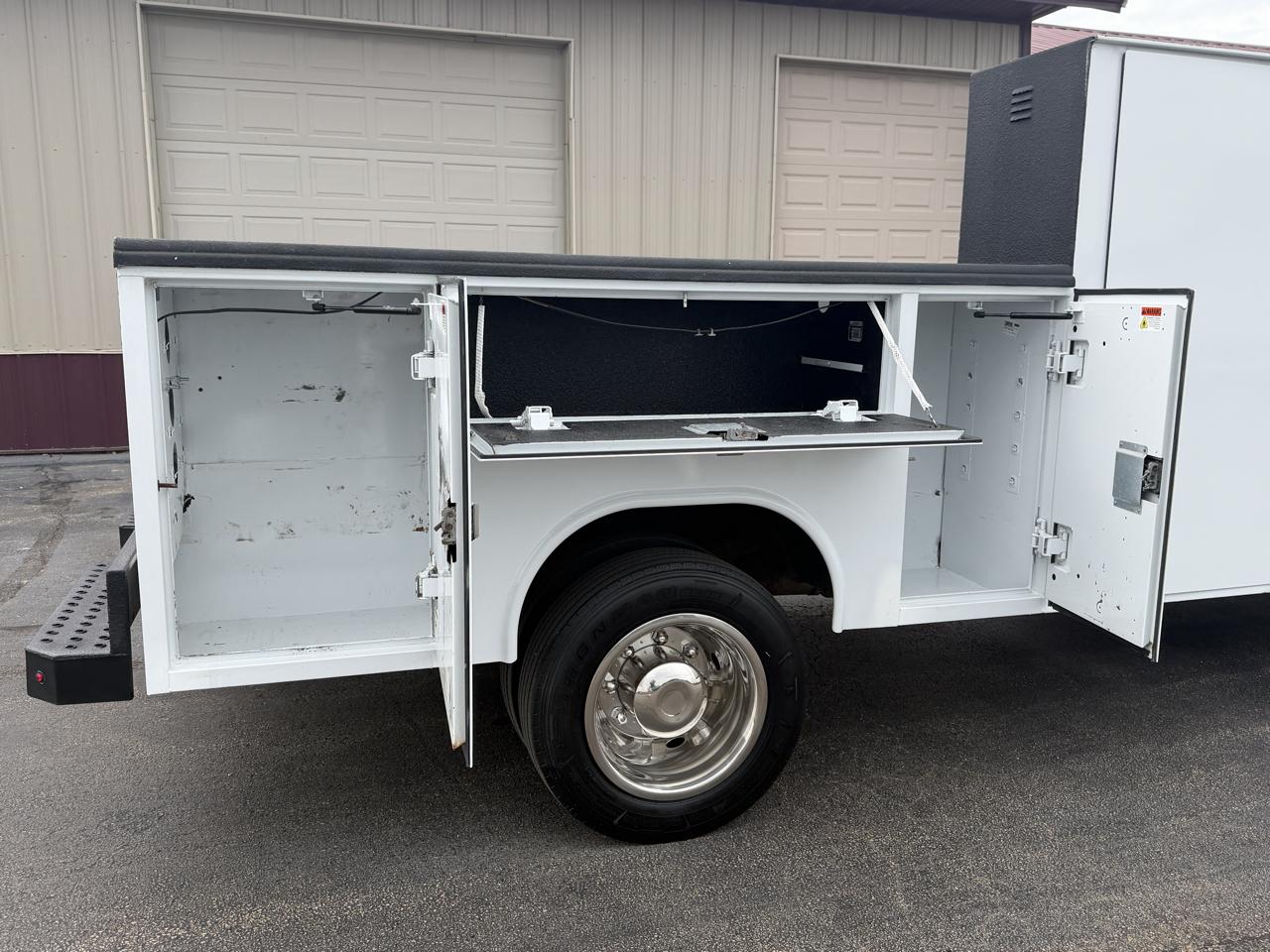 Chevrolet Silverado Medium Duty  2019
