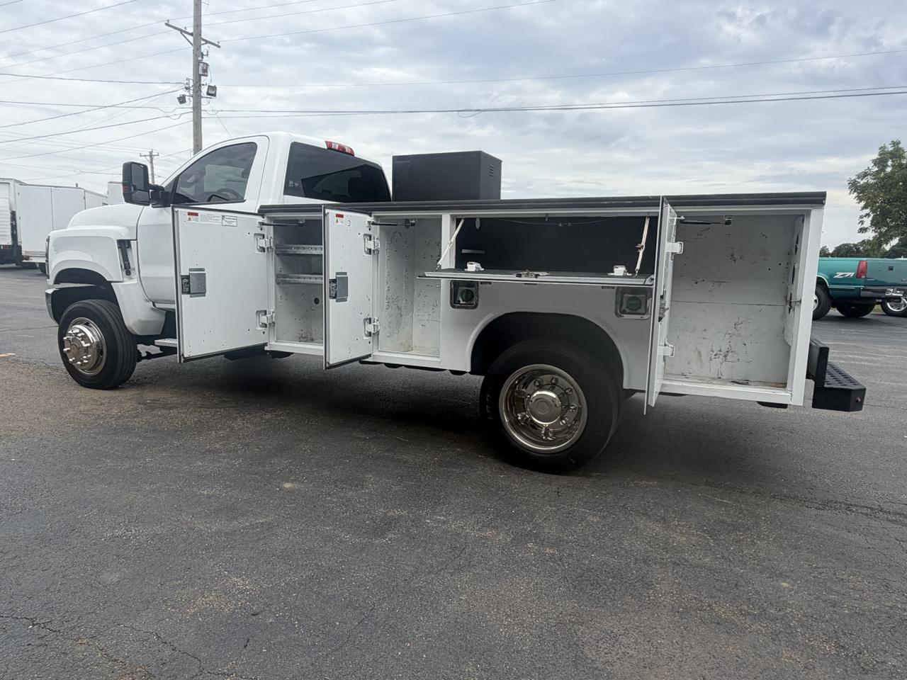 Chevrolet Silverado Medium Duty  2019