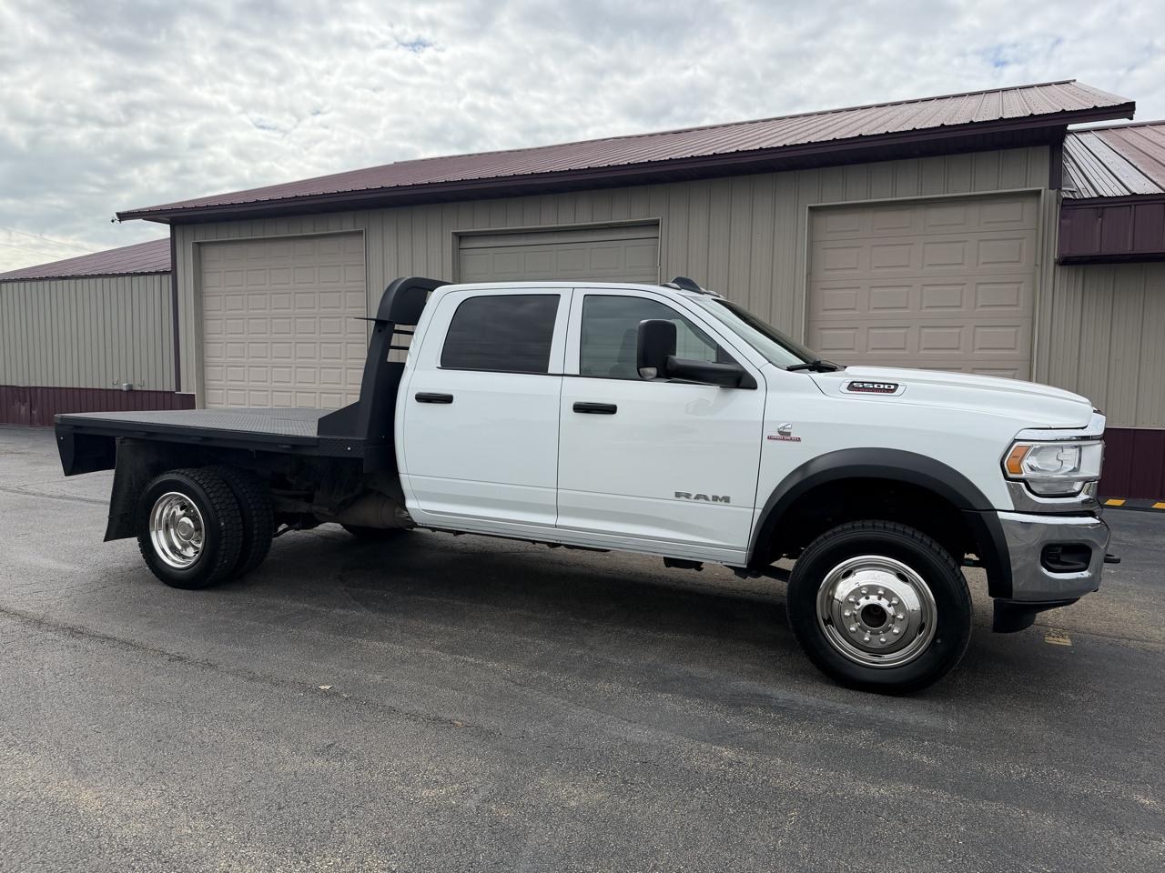2022 RAM 5500 Crew Cab SWB 4WD DRW