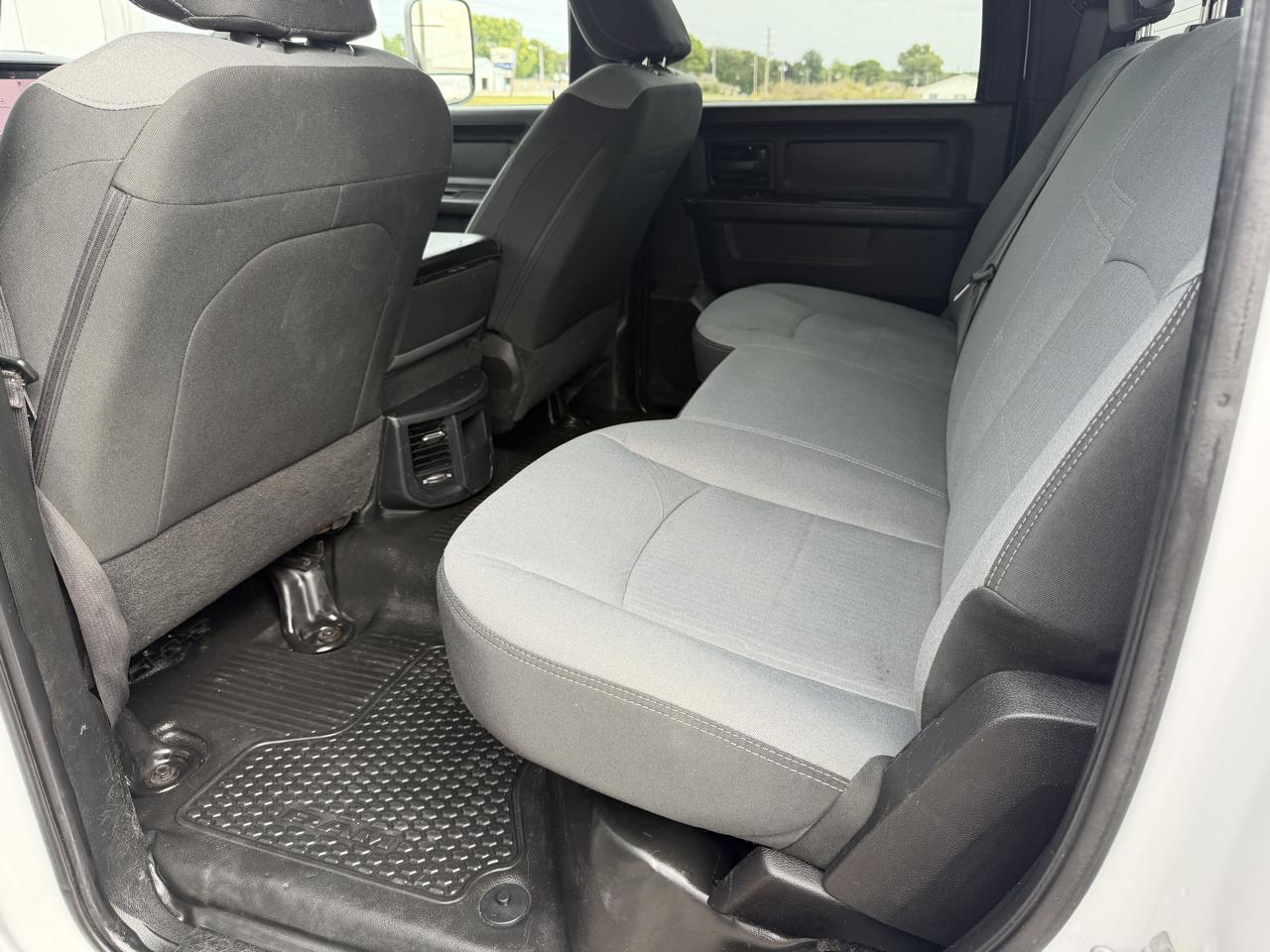 RAM 5500 Crew Cab SWB 4WD DRW 2022