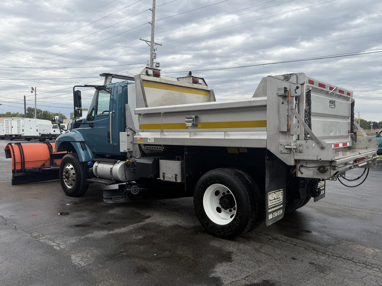 International 7400  2017