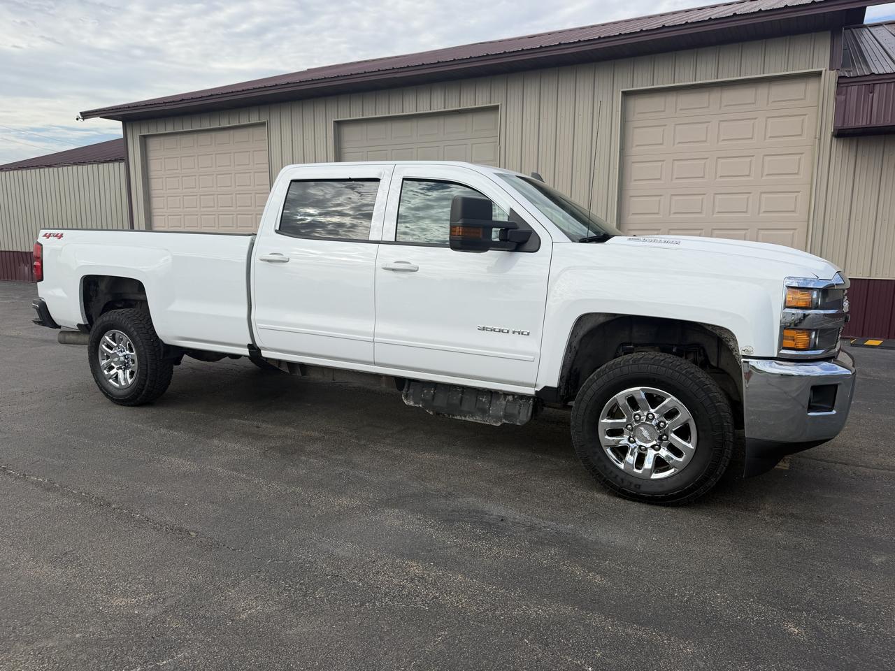 2018 Chevrolet Silverado 3500HD LT Crew Cab 4WD