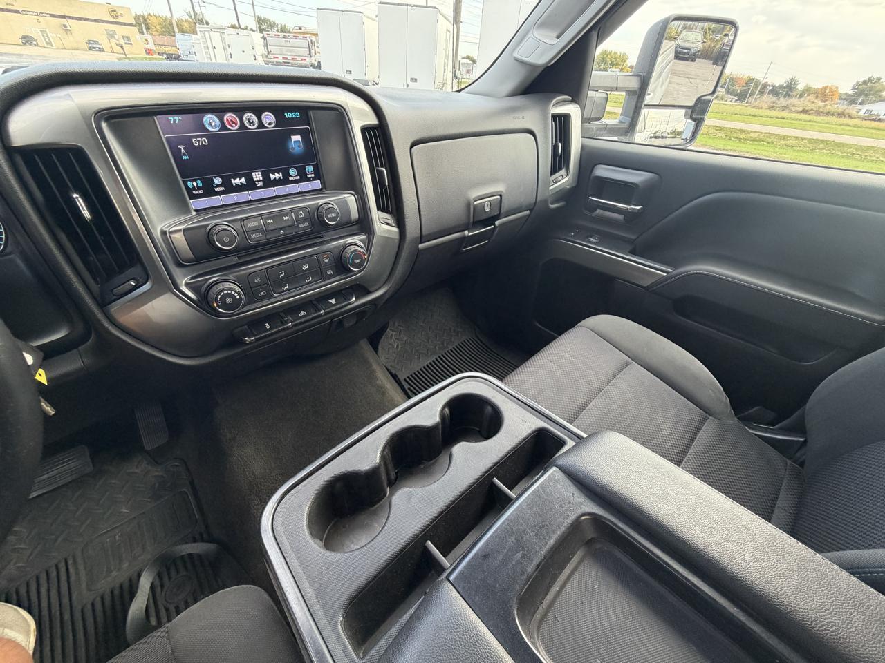 Chevrolet Silverado 3500HD LT Crew Cab 4WD 2018