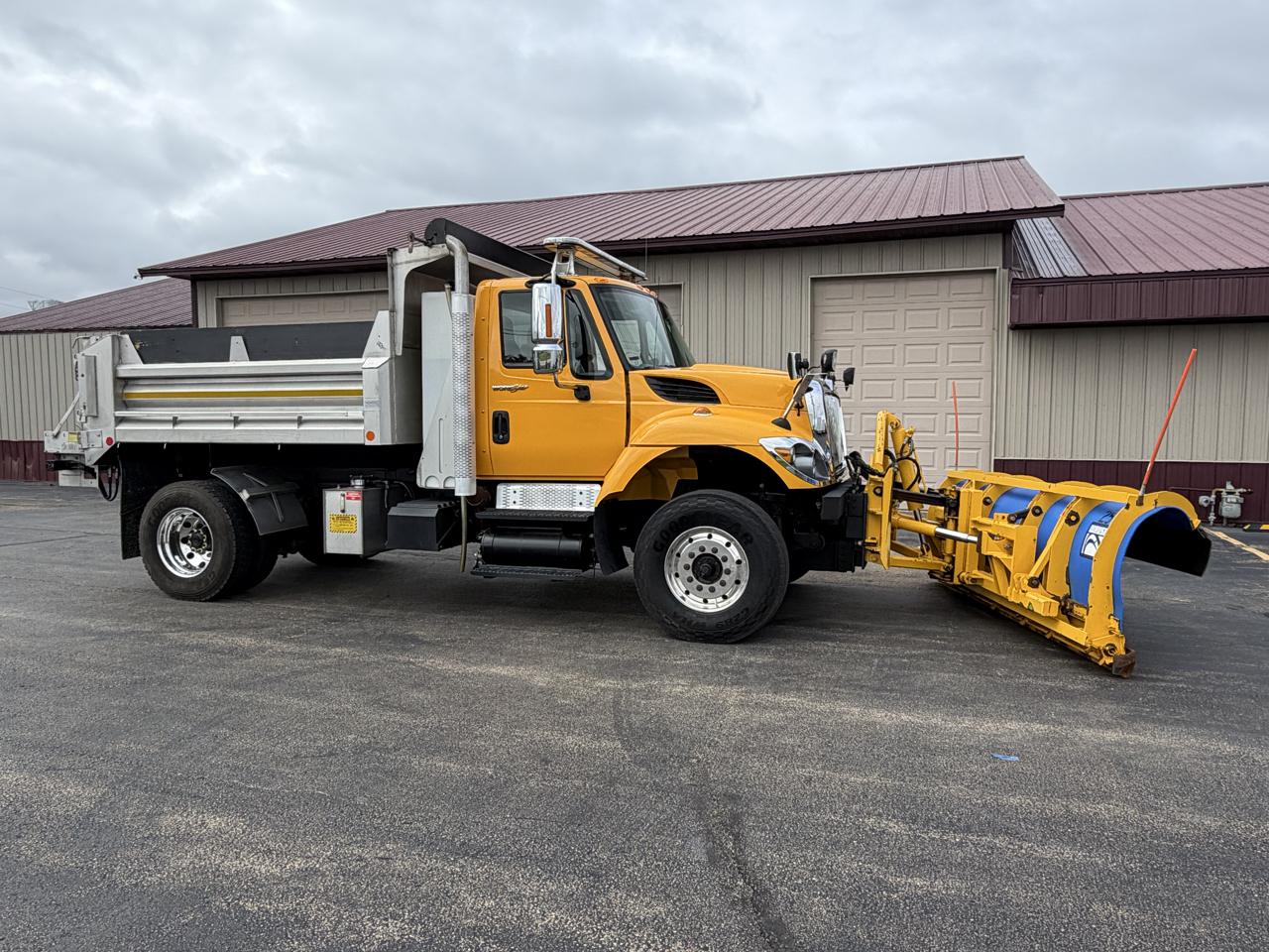 2013 International 7400 
