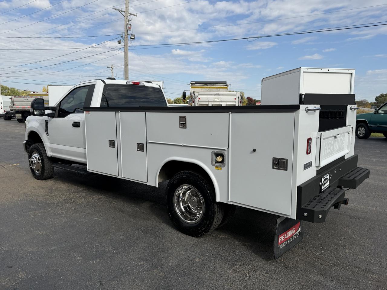 Ford F-350 SD XLT DRW 4WD 2021