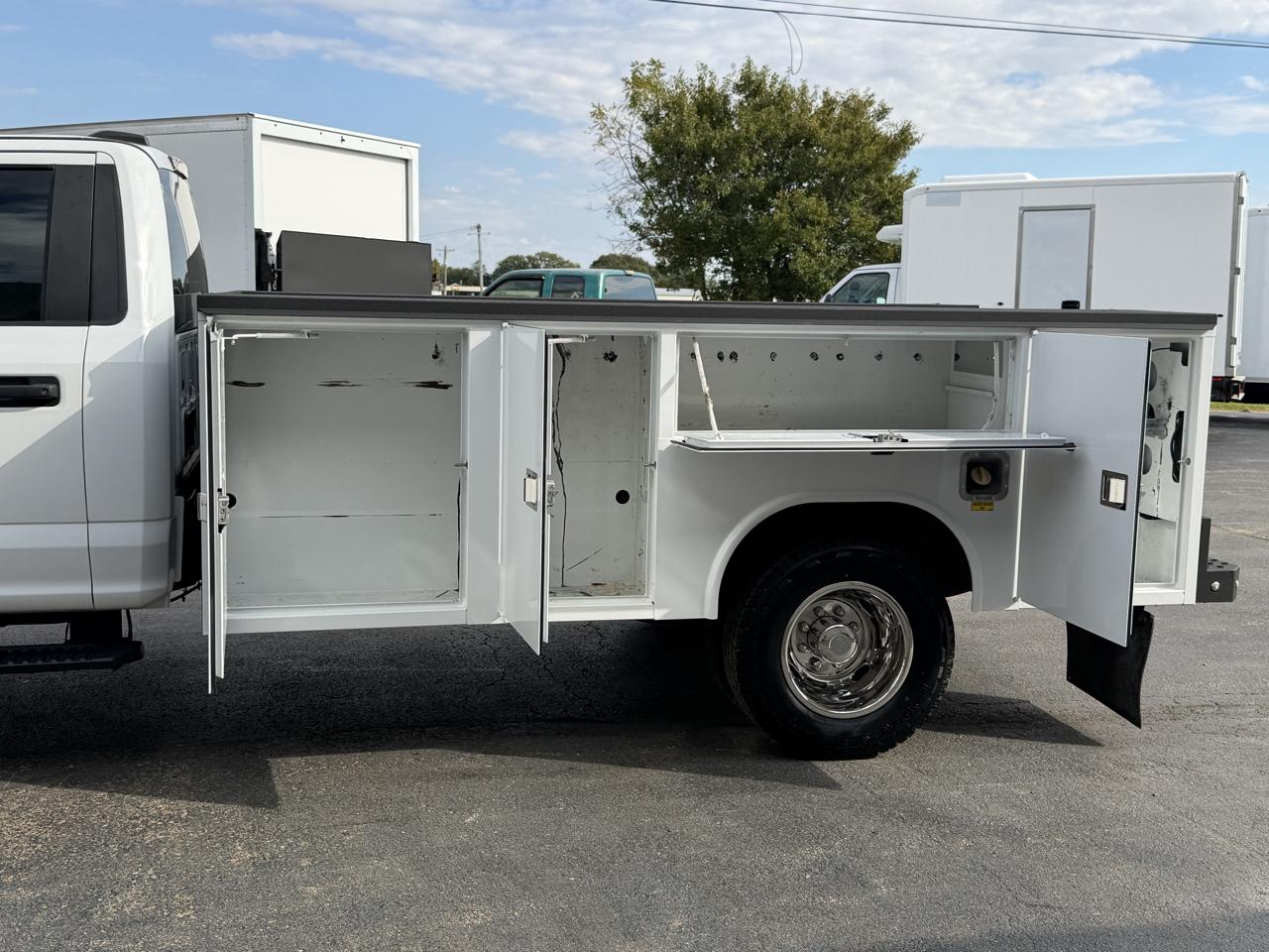 Ford F-350 SD XLT DRW 4WD 2021