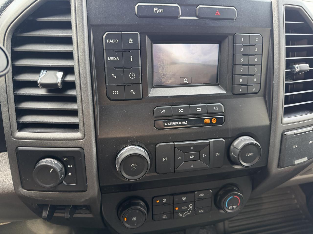 Ford F-350 SD XLT DRW 4WD 2021