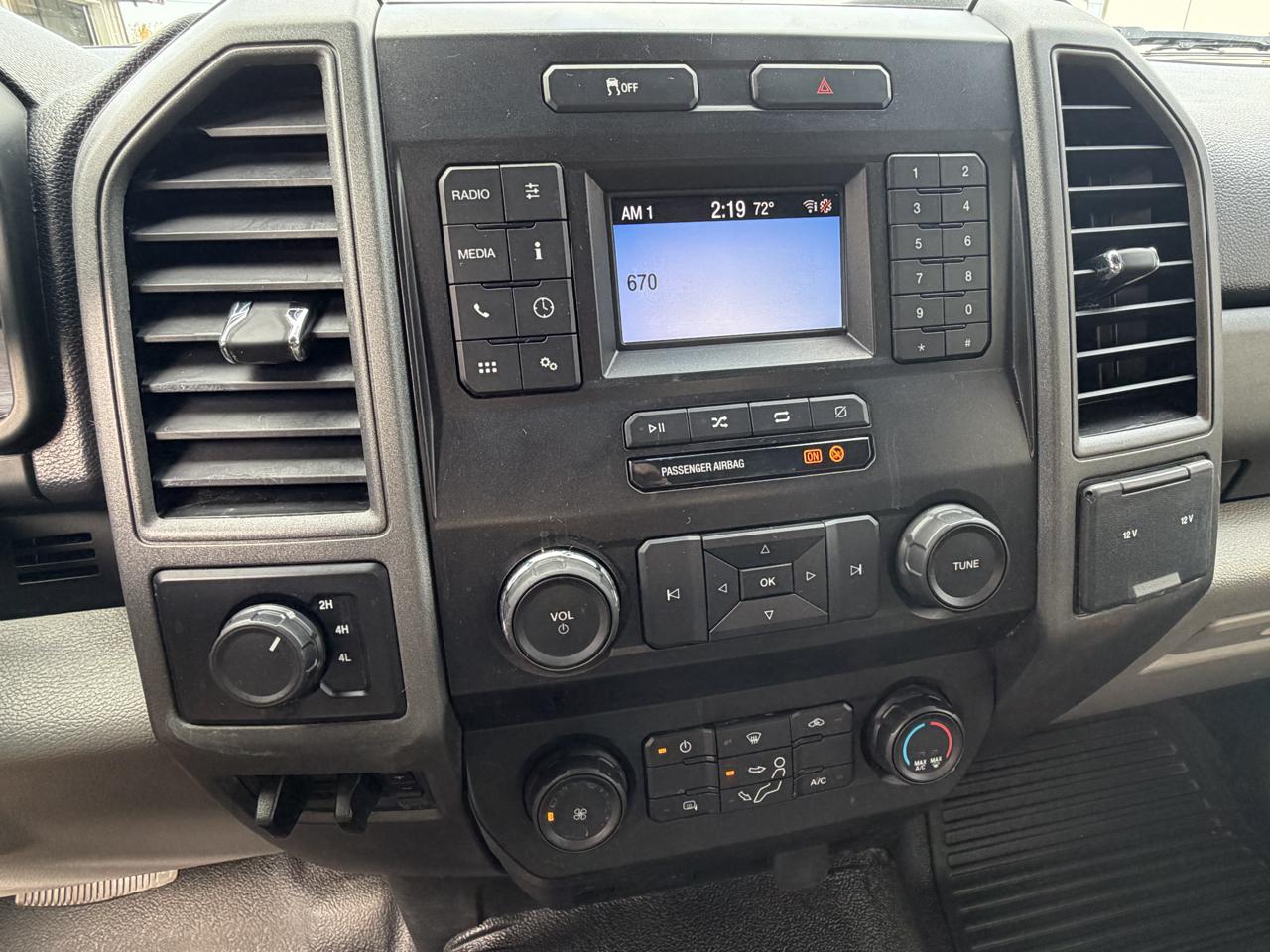 Ford F-350 SD XLT DRW 4WD 2021