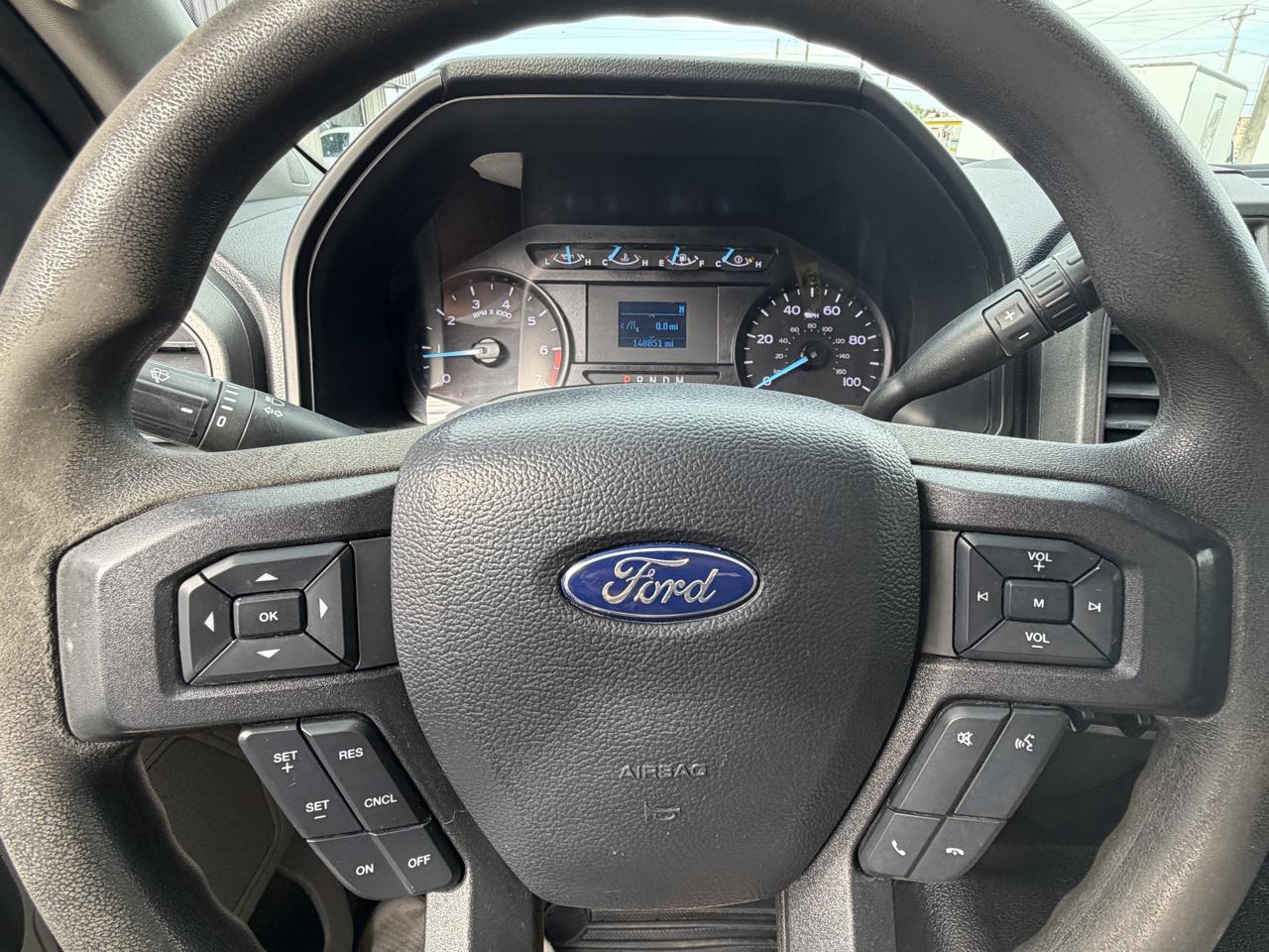 Ford F-350 SD XLT DRW 4WD 2021