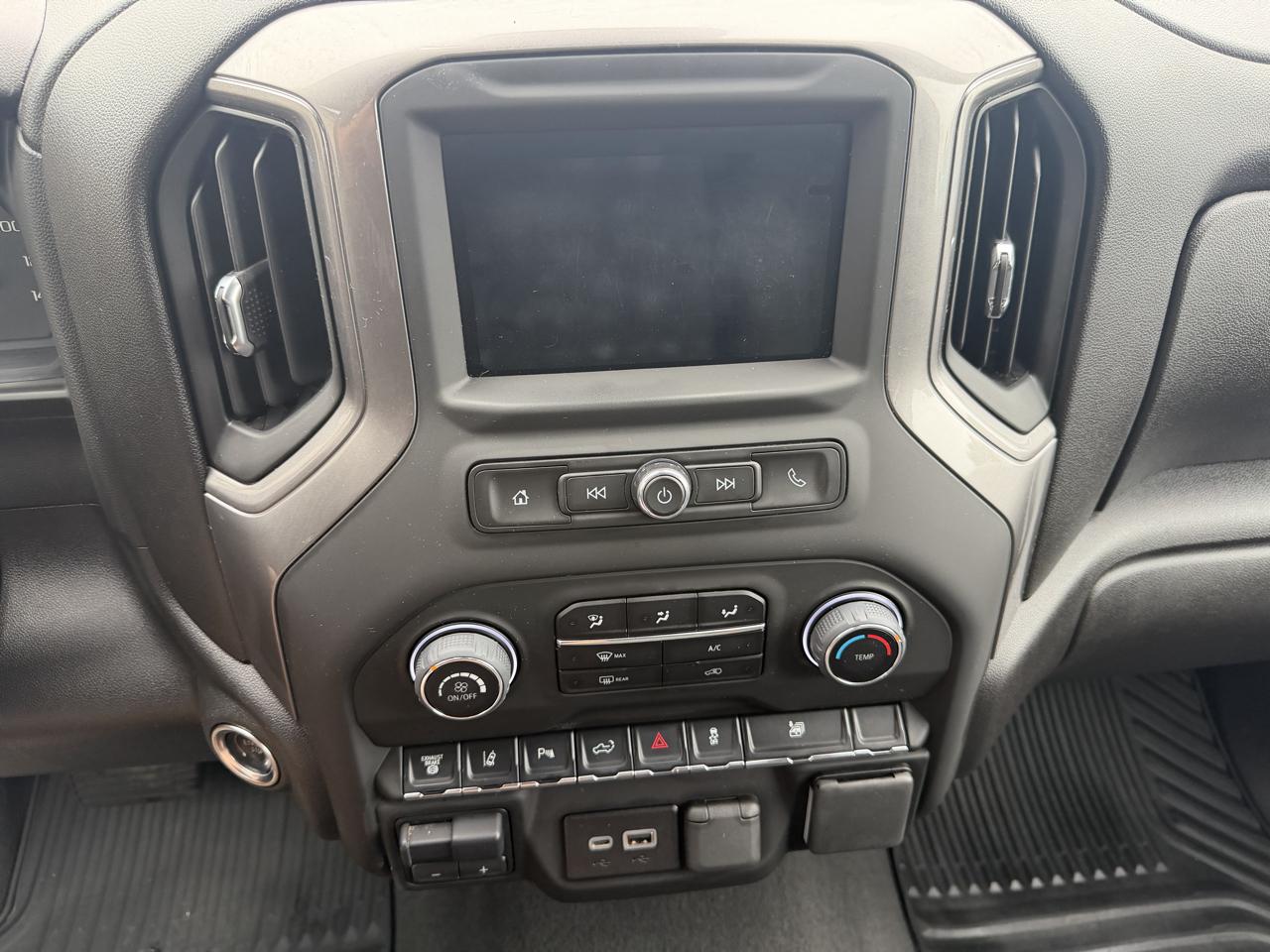 Chevrolet Silverado 2500HD 4WD Crew Cab 172" LT 2025